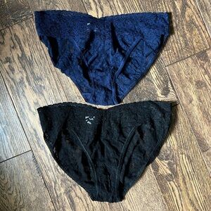 Hanky Panky Lace V-kini set - size M - NWOT